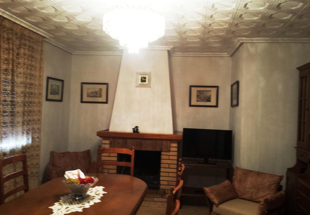 Hostal Rural Casa Castro Альберуэла-де-ла-Льена Номер фото