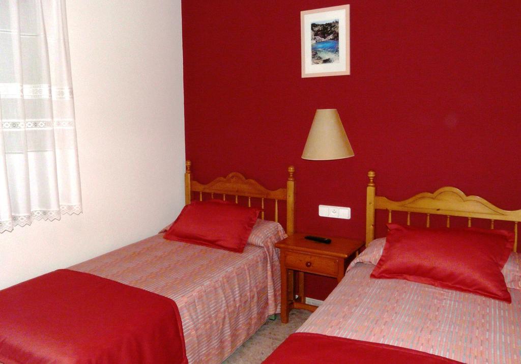Hostal Rural Casa Castro Альберуэла-де-ла-Льена Номер фото